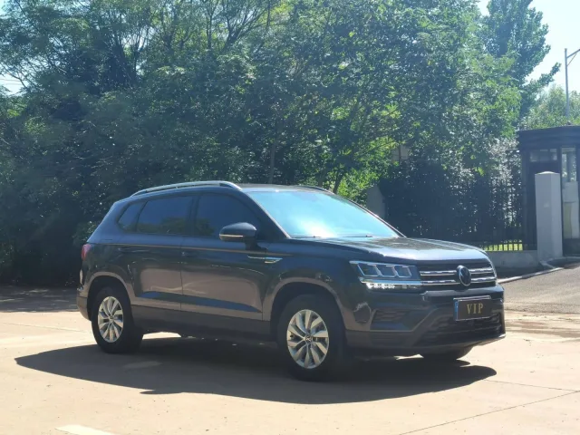 Volkswagen THARU 280TSI